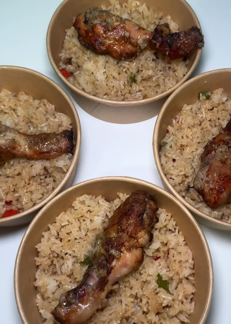 Seasoned rice bowls topped with grilled chicken